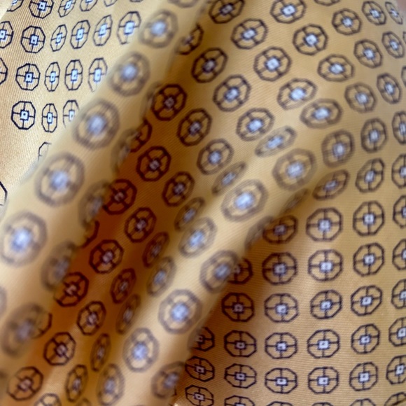 Vintage Liberty silk scarf - Picture 4 of 4